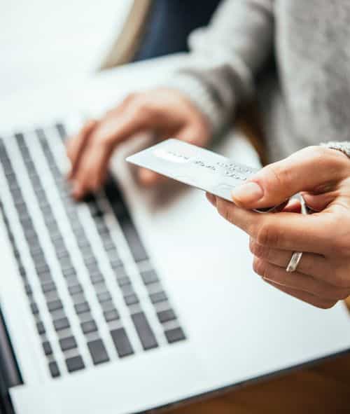 credit-cards-02-min.jpg